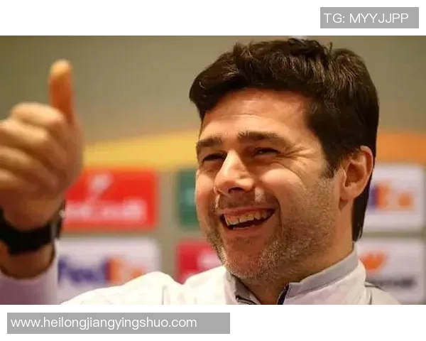 外国足球明星意外走光瞬间曝光引发热议网友纷纷热议其时尚与尴尬并存